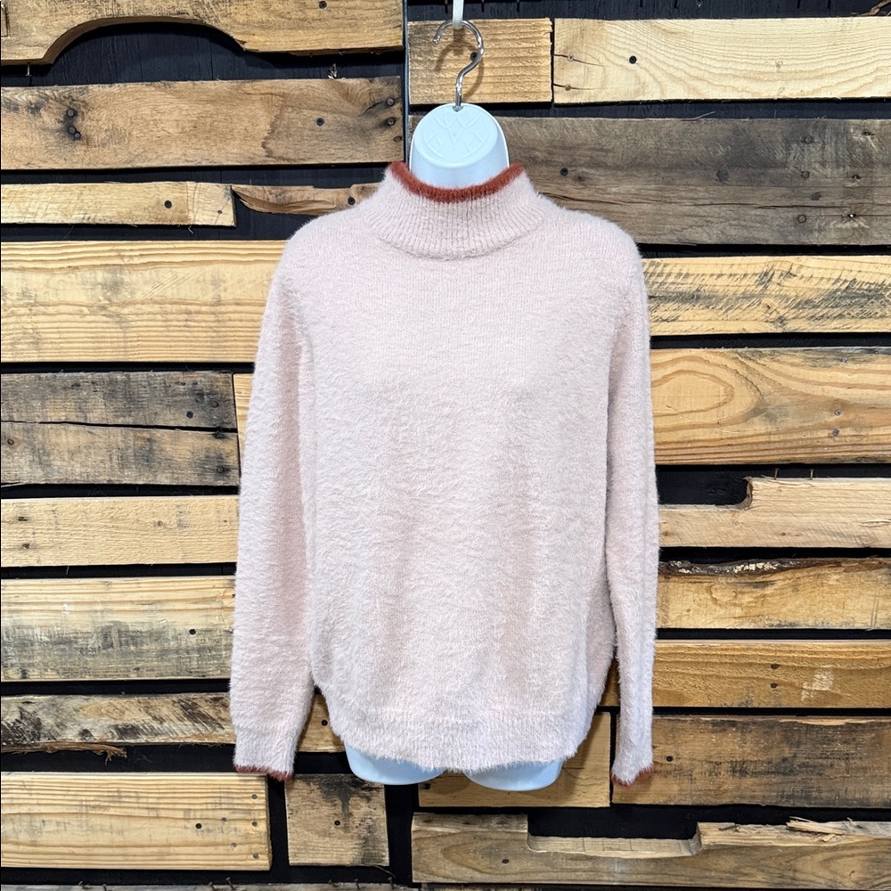 Bohme Women’s Pale Pink Fuzzy Mockneck Sweater Size Large